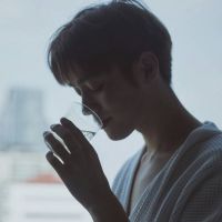 酷酷男生头像个性