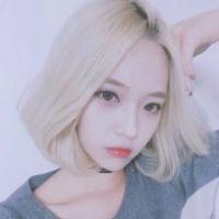 短发女生酷酷的头像