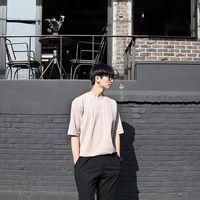 忧郁气质的男生头像