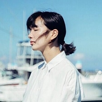 分开的三姐妹头像