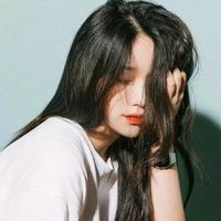 气质酷酷的头像女生