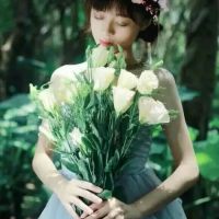 唯美女生头像绿色
