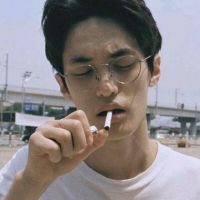 韩系风格男生头像