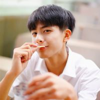 小清新帅气男生头像图片