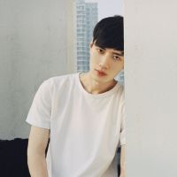 阳光夏日男生的qq头像
