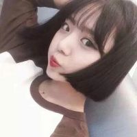 清新可爱的短发女生头像