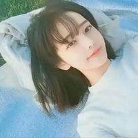 清新可爱的短发女生头像
