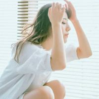 小唯美高清女生头像图片