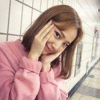 韩系女生头像全粉色