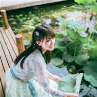 简单大方的女生微信头像，有气质！