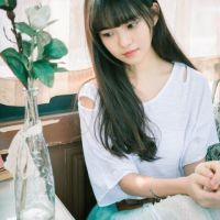 简单大方的女生微信头像