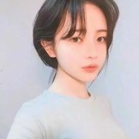 简单大方的女生微信头像
