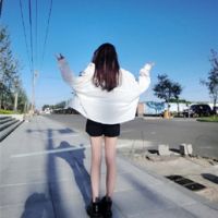 蓝色天空的闺蜜头像