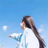 蓝色天空的闺蜜头像