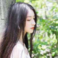 女生侧脸长发头像
