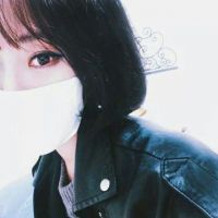 短发女生侧脸头像