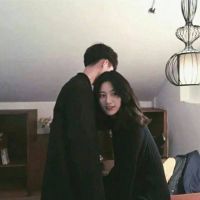 情侣头像接吻一对两张