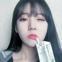 女生自拍微信头像图片