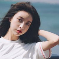 白衣清纯女生头像