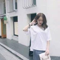白衣清纯女生头像