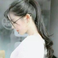 白衣清纯女生头像