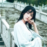 白衣清纯女生头像