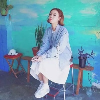 女生唯美短发头像