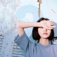 女生唯美短发头像