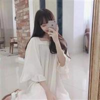 女生呆萌手机控头像，甜甜的梦都给你！