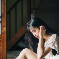 高冷女生气质侧脸头像，少女的朝思暮想！