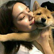 女生抱着狗头像 与狗合拍的头像