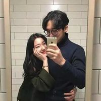 情侣头像高冷气质双人，在你左耳说爱你！