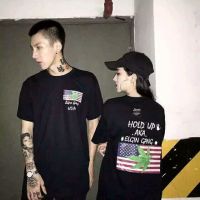 情侣头像高冷气质双人，在你左耳说爱你！