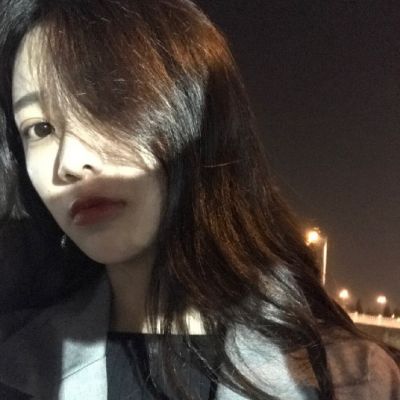 女生微信头像唯美侧脸，下一秒笑靥如花！