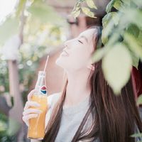 女生微信头像唯美侧脸，下一秒笑靥如花！