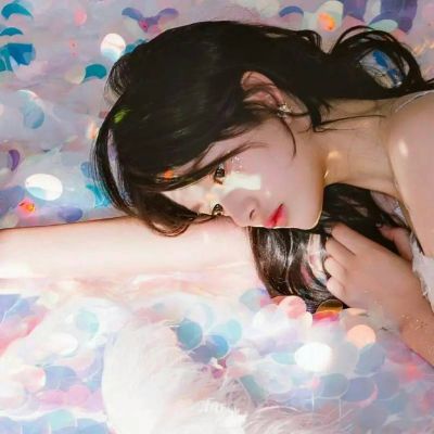 女生微信头像唯美侧脸，下一秒笑靥如花！