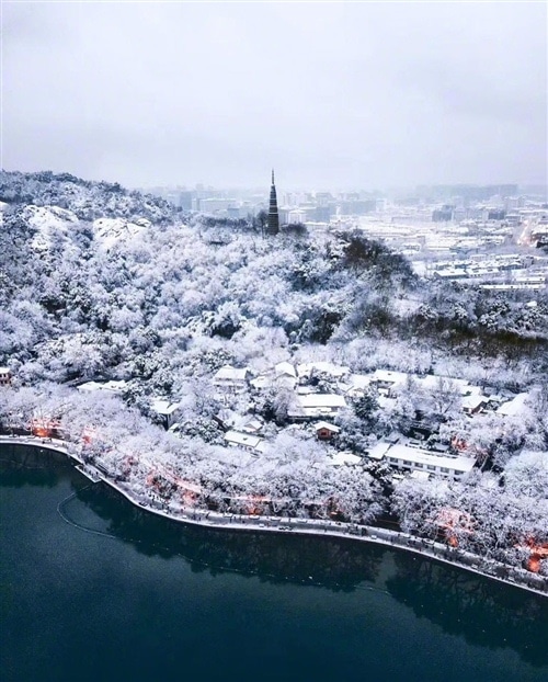 唯美的杭州西湖雪景图
