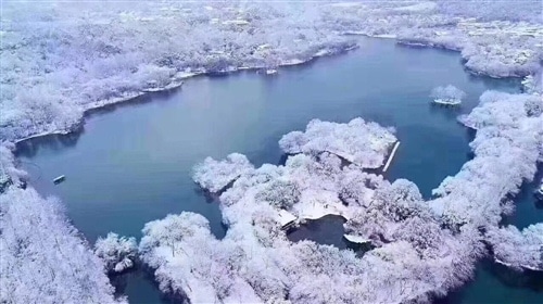 唯美的杭州西湖雪景图