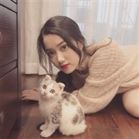 小尖脸女生头像唯美，浮生若梦与你相随！