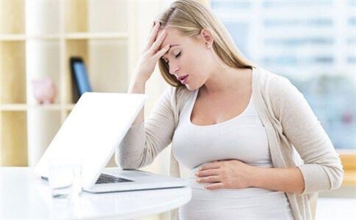 怀孕一个人产检的说说 孕妇一个人生活感慨
