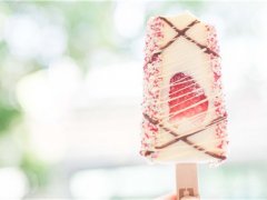 关于爱情需要勇气的说说