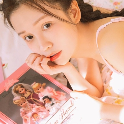 清纯养眼的美女高清头像
