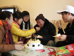 老人70岁大寿简短祝福语_七十大寿祝福语