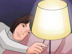 深夜感慨人生的句子发朋友圈_深夜感悟心情说说