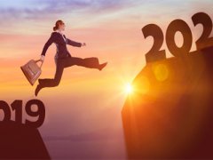 2022新的开始的励志说说_最新2021再见2022你好句子