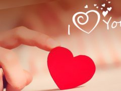 关于暑假新开学对同班女生一见钟情的爱情表白句子